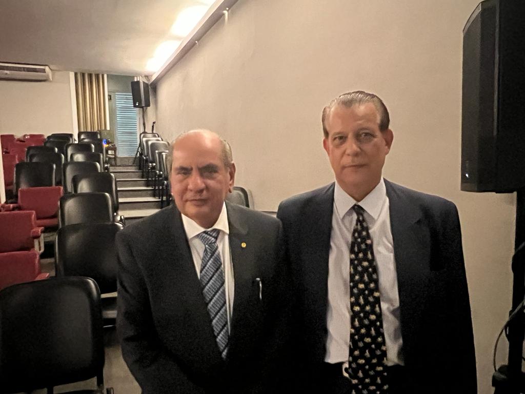 Dr José Roberto Tadros - Presidente da CNC  e Sr Adair Roberto Carneiro - Presidente da FCCE